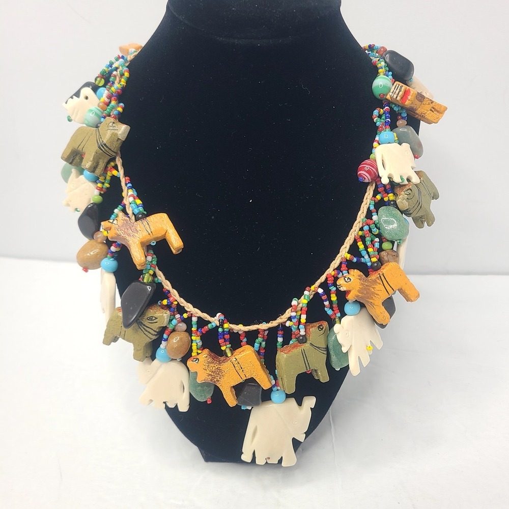 Fetish Folk Art Vintage Hand Carved‎ Animal Beaded Necklace Wooden Elephant Lion